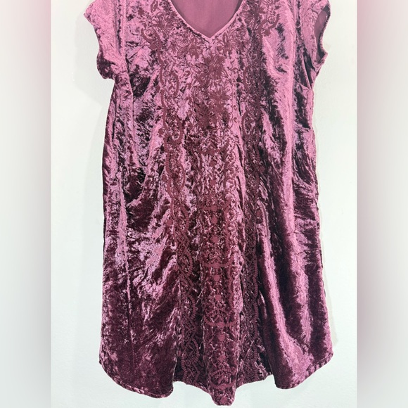 Soft Surroundings Crushed Velvet Embroidered Boho Shift Dress XL Burgundy - Picture 5 of 10